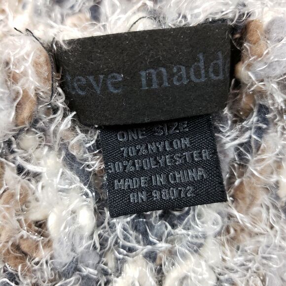 Steve Madden Everyday Gray Nylon Blend Soft Infinity Scarf - Picture 3 of 7